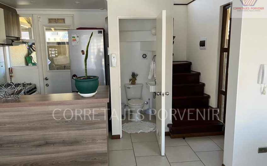 SE ARRIENDA CASA EN CONDOMINIO LOS ROBLES 2. PUCON