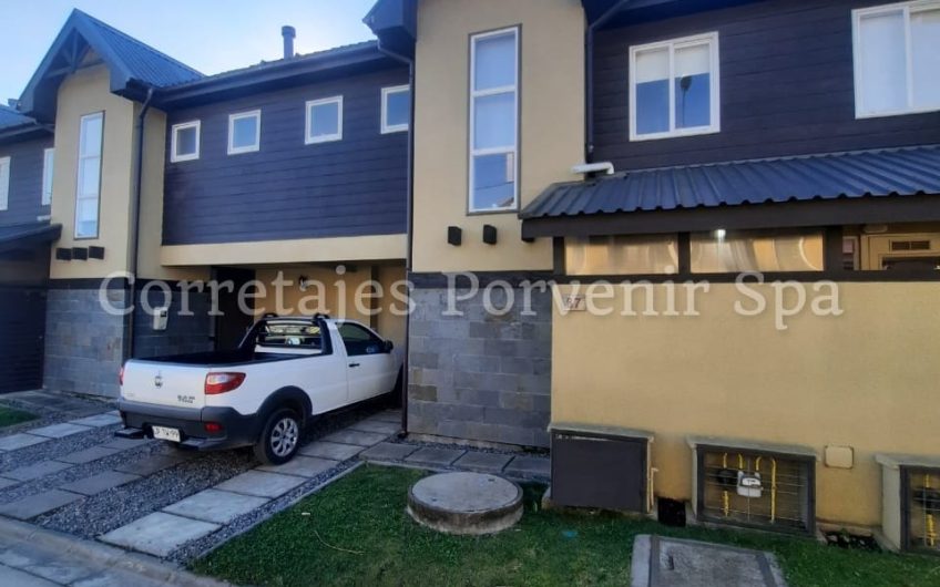 HERMOSA CASA EN ARRIENDO!! CONDOMINIO LOS ROBLES 2 PUCON CASA 87