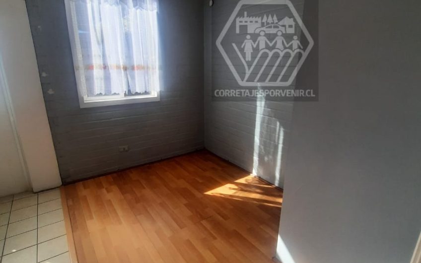 NO DISPONIBLE!! HERMOSA CASA EN ARRIENDO VILLA SANTA CAROLINA. PASAJE EL SAUCO