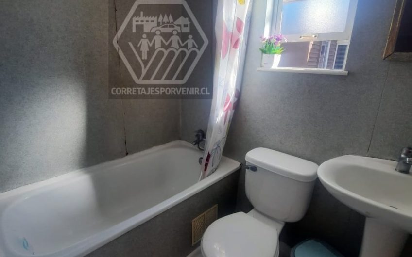 NO DISPONIBLE!! HERMOSA CASA EN ARRIENDO VILLA SANTA CAROLINA. PASAJE EL SAUCO
